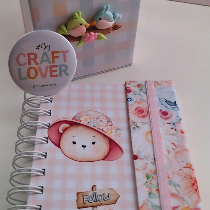 Agenda con lapicero
